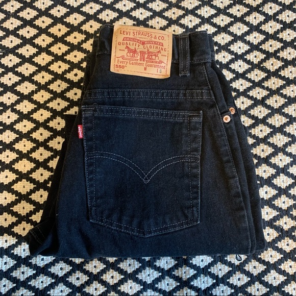 Vintage Levi’s 550 Relaxed Fit - Picture 2 of 10